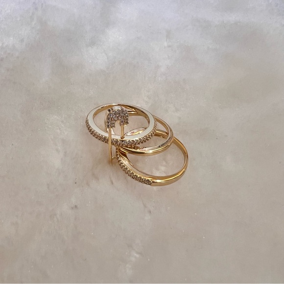 🆕 Multi-layer gold tone safety pin ring with cubic zirconia - Picture 6 of 8